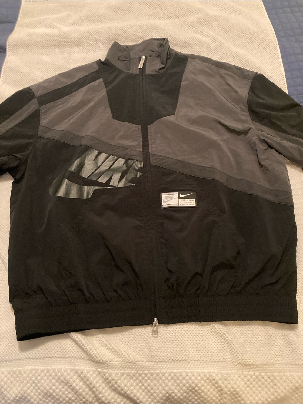 Nike Men’s Black & Gray Two-Tone Zip Windbreaker Jacket Y2K hip hop